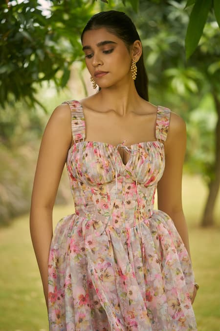 AMRIN KHAN Grey Georgette, Organza Sweetheart Neck Floral One Piece Dress Online at Aza Fashions AMRIN KHAN_Grey Georgette, Organza Sweetheart Neck Floral One Piece Dress _Online_at_Aza_Fashions