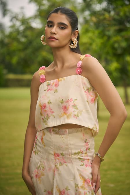 AMRIN KHAN_Off White Georgette, Organza Fabric Flowers Floral Print Top With Panelled Skirt _Online_at_Aza_Fashions