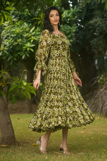 Buy_AMRIN KHAN_Green Georgette, Organza Square Neck Floral Onepiece Dress _Online_at_Aza_Fashions