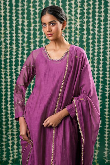 Shop_Cupid Cotton_Wine Chanderi Silk Embroidery, Sequins V-neck Aarha Resham Kurta And Pant Set _Online_at_Aza_Fashions