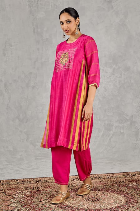 Shivani Bhargava_Pink Chanderi, Cotton, Organza Embroidery, Piping, Block Print And Hand Kurta Set _Online_at_Aza_Fashions