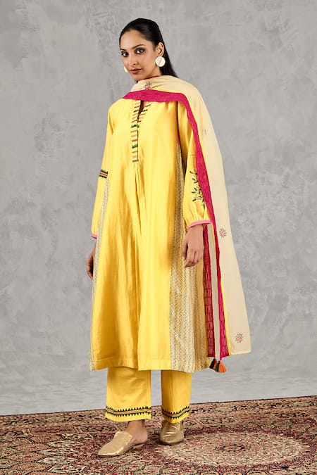 Shop Shivani Bhargava Yellow Chanderi, Cotton Embroidery, Tassels, Foil Printing Hand Kurta Pant Set Shop_Shivani Bhargava_Yellow Chanderi, Cotton Embroidery, Tassels, Foil Printing Hand Kurta Pant Set