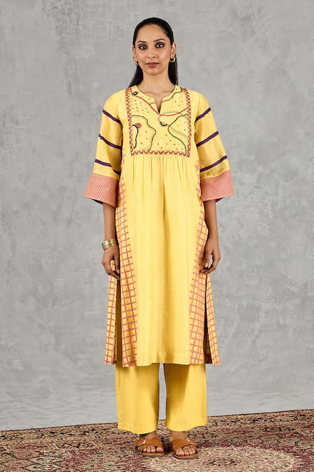 Buy_Shivani Bhargava_Yellow Chanderi Embroidery Split V-neck Block Print And Hand Kurta _Online_at_Aza_Fashions