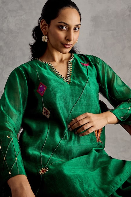 Shop Shivani Bhargava Green Chanderi, Satin, Silk Embroidery, Beads V-neck Kurta And Pant Set Online at Aza Fashions Shop_Shivani Bhargava_Green Chanderi, Satin, Silk Embroidery, Beads V-neck Kurta And Pant Set _Online_at_Aza_Fashions
