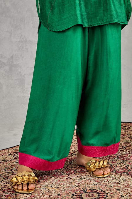 Shivani Bhargava Green Chanderi, Satin, Silk Embroidery, Beads V-neck Kurta And Pant Set at Aza Fashions Shivani Bhargava_Green Chanderi, Satin, Silk Embroidery, Beads V-neck Kurta And Pant Set _at_Aza_Fashions