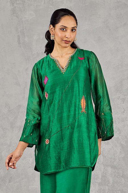 Shivani Bhargava Chanderi Embroidered Kurta 