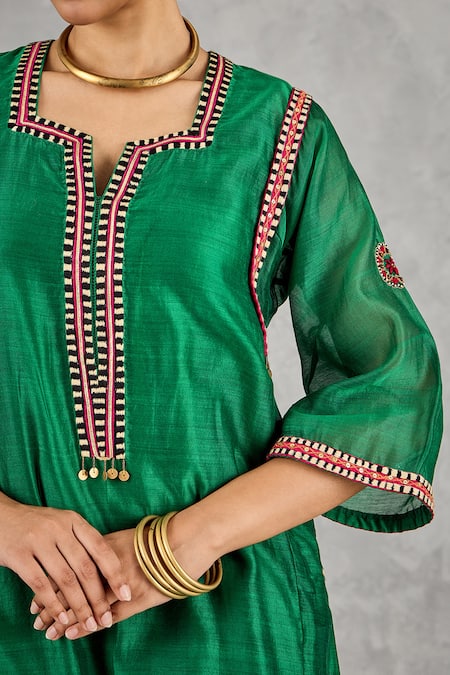 Shop_Shivani Bhargava_Emerald Green Chanderi, Satin, Silk Embroidery, Metallic Hand Kurta With Pant 