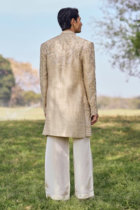 Mukti And Kavith Casa The Palace Embroidered Sherwani Set 