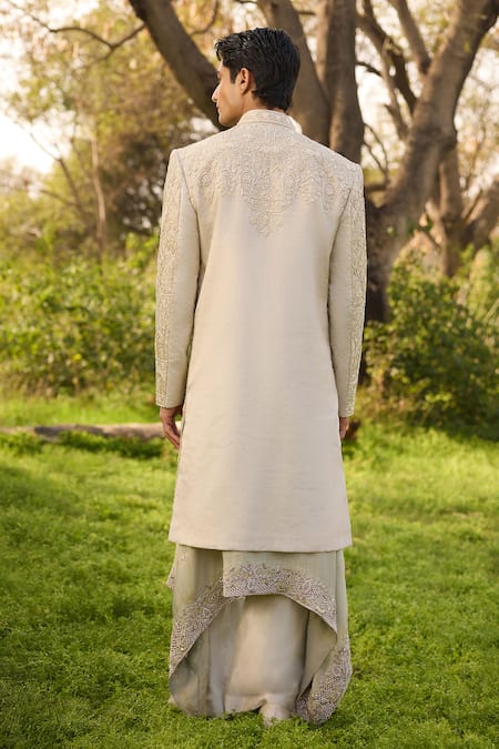 Mukti And Kavith Casa Embroidered Sherwani Jacket Set 