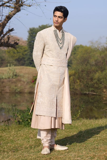 Mukti And Kavith Casa The Imperial Embroidered Sherwani Set 