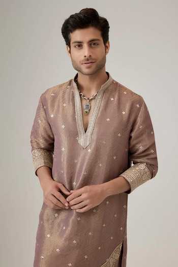 MUKTI AND KAVITH CASA Purple Jacquard Embroidery, Zari The Radiant Kurta Set Online at Aza Fashions MUKTI AND KAVITH CASA_Purple Jacquard Embroidery, Zari The Radiant Kurta Set _Online_at_Aza_Fashions