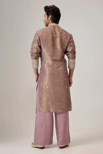 MUKTI AND KAVITH CASA The Radiant Embroidered Kurta Set 