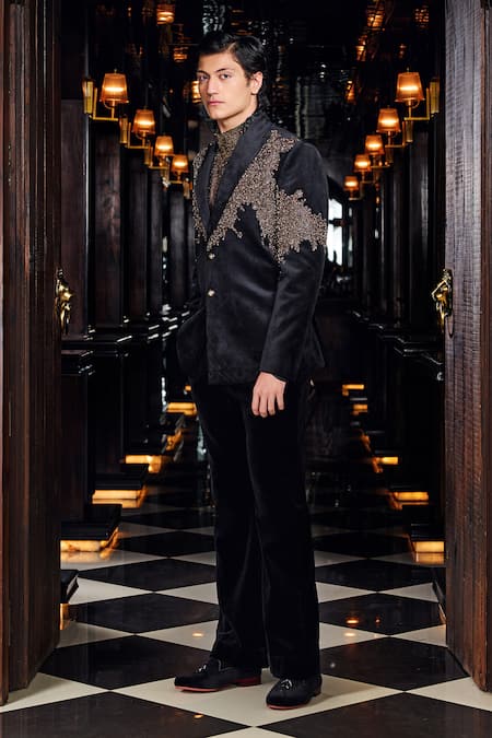 Mukti And Kavith Casa Regal Noir Beaded Embellished Tuxedo Set 