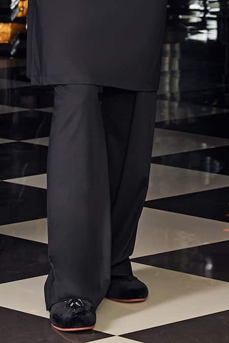 Mukti And Kavith Casa Black Crepe Embroidery Kurta And Palazzo Set Online at Aza Fashions Mukti And Kavith Casa_Black Crepe Embroidery Kurta And Palazzo Set _Online_at_Aza_Fashions