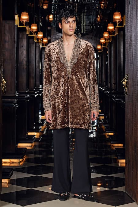 Mukti And Kavith Casa Embroidered Velvet Kurta Set 