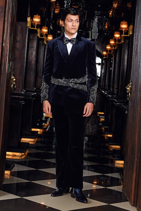 Mukti And Kavith Casa Midnight Regent Embroidered Tuxedo Set 