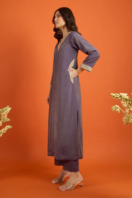 Naintara Bajaj_Purple Chiffon Embroidery, Foil Printing, Zari Kurta Set With Floral Dupatta _at_Aza_Fashions