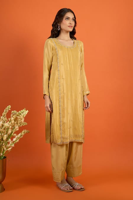 Naintara Bajaj_Yellow Satin, Silk Embroidery Round Neck Hand Straight Kurta Set _at_Aza_Fashions