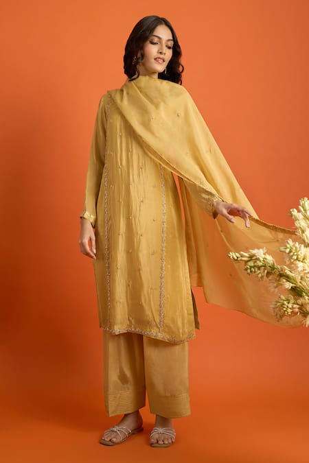 Shop_Naintara Bajaj_Yellow Satin, Silk Embroidery Round Neck Hand Straight Kurta Set 