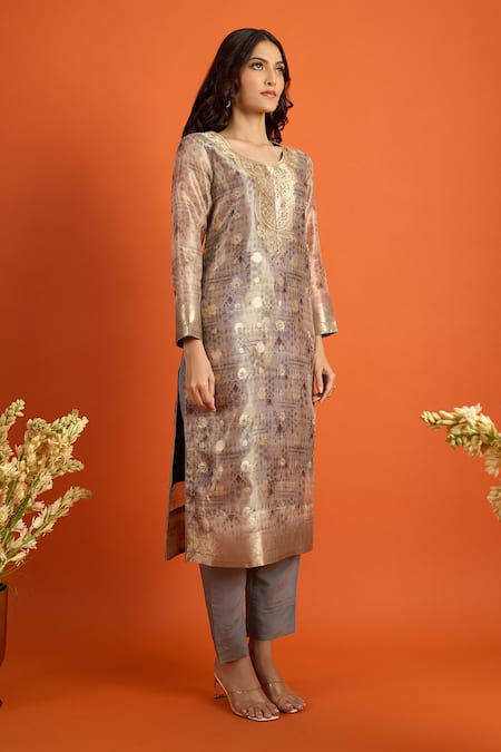 Shop_Naintara Bajaj_Brown Organza, Jacquard Embroidery, Zari, Foil Butti Pattern Straight Kurta Set 