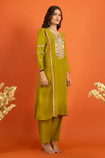 Khwaab By Sanjana Lakhani_Green Chiffon Embroidery, Straight Kurta Set With Printed Pattern Dupatta _at_Aza_Fashions