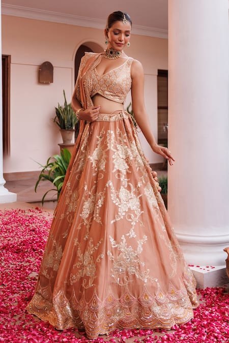 Meenagurnam Floral Woven Bridal Lehenga Set 