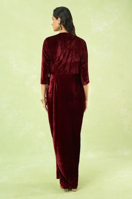 Samyukta Singhania Velvet Hand Embroidered Gown With Belt 