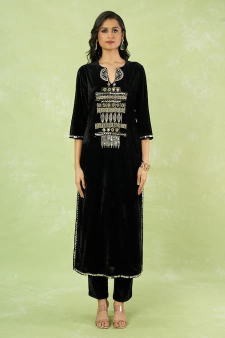 Buy_Samyukta Singhania_Black Velvet Embroidery, Mirrors, Sequins Split V-neck Hand Kurta And Pant Set _Online_at_Aza_Fashions