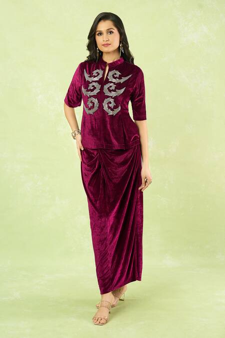 Buy_Samyukta Singhania_Wine Velvet Embroidery, Sequins, Metallic Thread Hand Peplum Top And Knot Skirt 