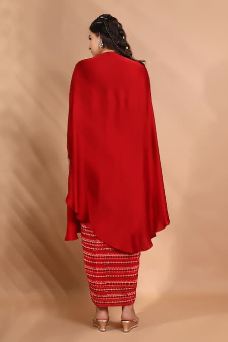 Shreya J Label Ladderprint Cape & Skirt Set 