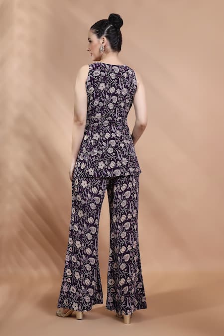 Shreya J Label Floral Hand Embroidered Kurta Set 