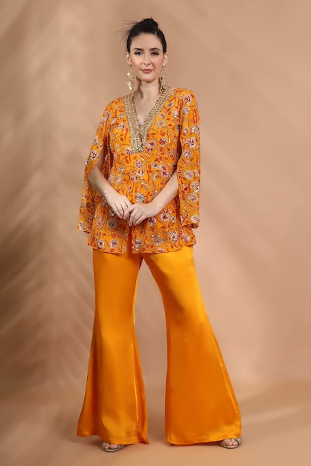 Shreya J Label Floral Hand Embellished Kurta Set 