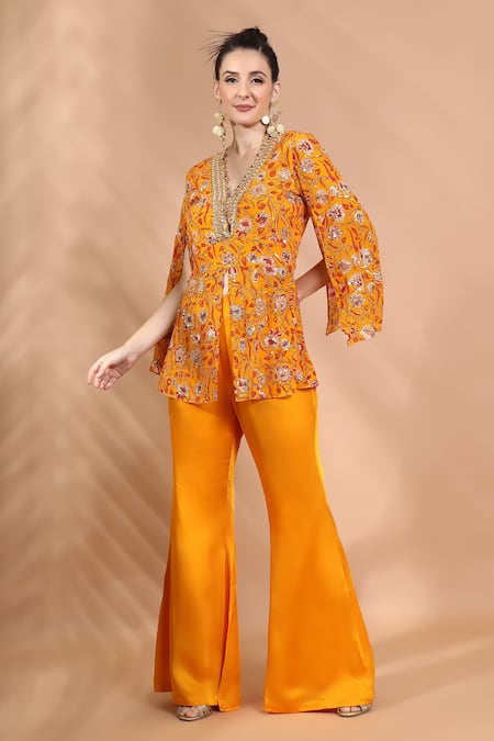 Buy_Shreya J Label_Yellow Crepe Embroidery, Sequins, Stones Floral Hand Embellished Kurta Set _Online_at_Aza_Fashions
