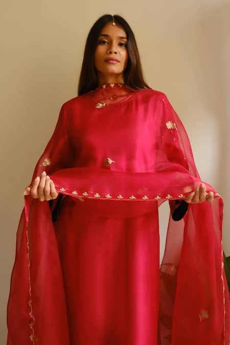 Juanita By Shubhda_Red Chanderi, Organza Embroidery, Zari Round Neck Resham Kurta Set _at_Aza_Fashions