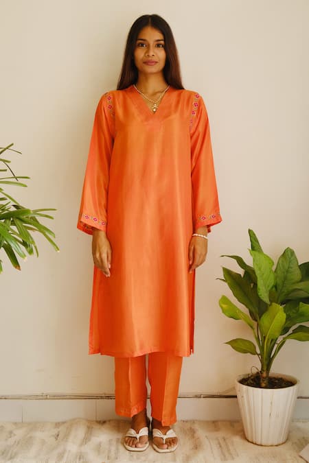Juanita By Shubhda_Orange Silk, Cotton Embroidery, Zari Split V-neck Resham Kurta And Pant Set _Online_at_Aza_Fashions