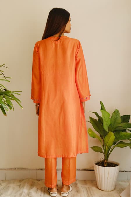 Juanita By Shubhda Resham Zari Embroidered Kurta & Pant Set 