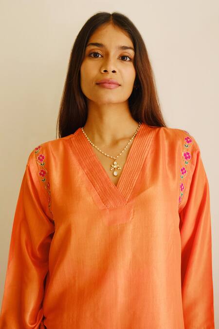 Buy_Juanita By Shubhda_Orange Silk, Cotton Embroidery, Zari Split V-neck Resham Kurta And Pant Set _Online_at_Aza_Fashions