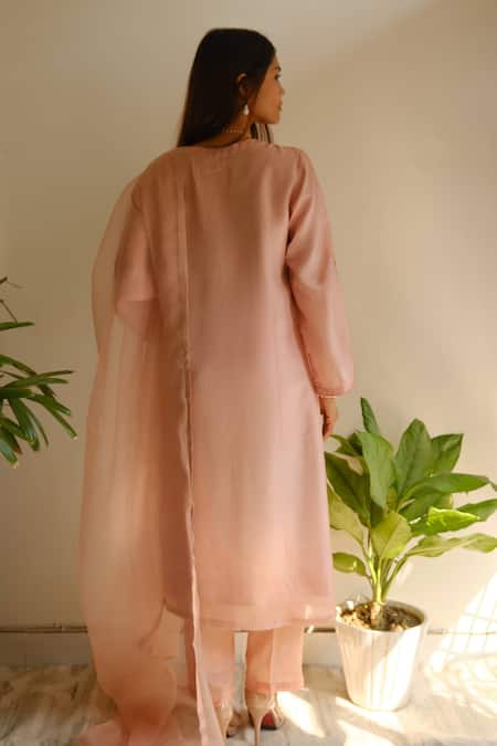 Juanita By Shubhda Embroidered Chanderi Kurta Set 