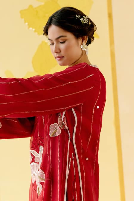 Buy_I Am Design_Red Silk Organza Applique, Sequins, Beads Round Romantic Rose Layered Kurta Set _Online_at_Aza_Fashions