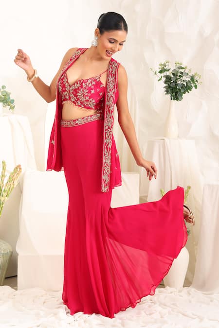 Meenagurnam Embellished Jacket Sharara Set 