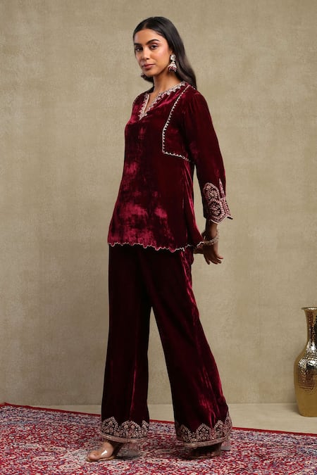 Buy_Dohr India_Red Velvet, Silk Zari, Sequins, Beads, Embroidery V-neck Dori Top And Pant Set 
