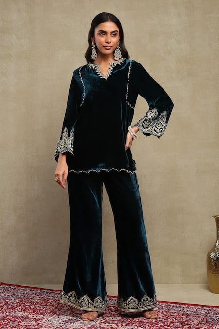 Shop_Dohr India_Navy Velvet, Silk Embroidery, Sequins, Beads, Zari Split Dori Top And Pant Set 