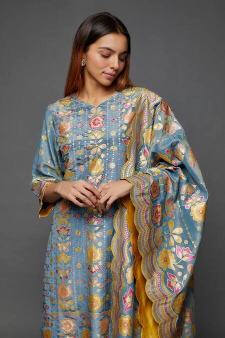 Buy_I Am Design_Blue Silk Embroidery, Foil Printing V-neck Bloom Kurta Set _Online_at_Aza_Fashions