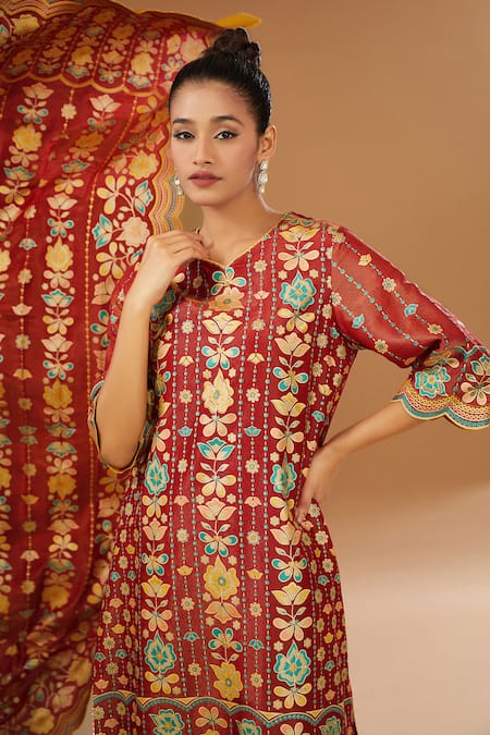 Buy_I Am Design_Red Silk Embroidery Split V-neck Blossom Print Kurta Pant Set _Online_at_Aza_Fashions