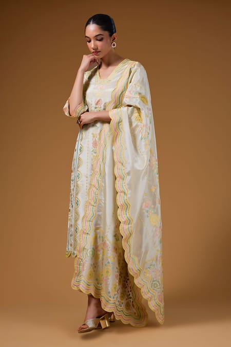 I Am Design Blossom & Scallop Print Kurta Set 