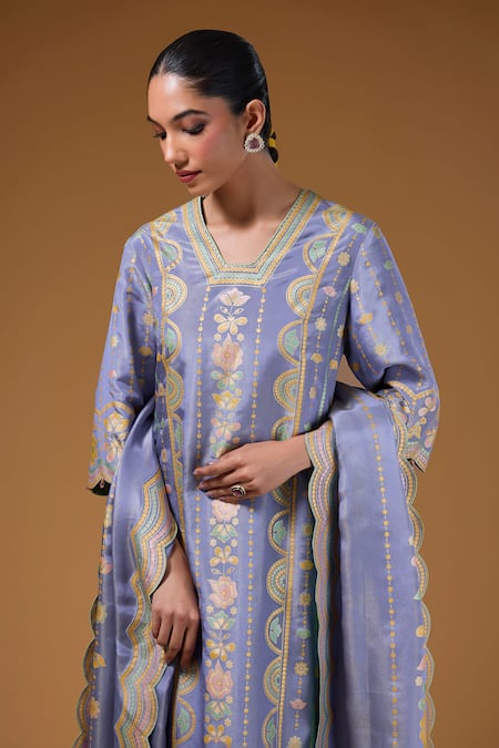 Shop_I Am Design_Purple Silk V-neck Flora And Scallop Print Kurta Set _Online_at_Aza_Fashions