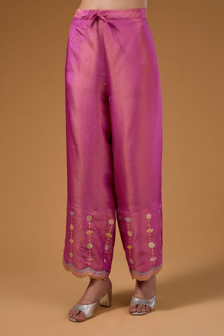 Buy_I Am Design_Pink Silk V-neck Flora And Scallop Print Kurta Set _Online_at_Aza_Fashions