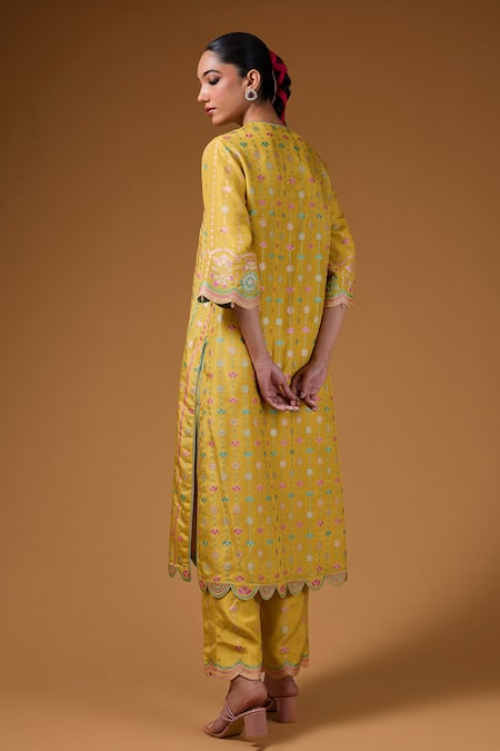 I Am Design Yellow Silk V-neck Blossom Print Kurta Pant Set Online at Aza Fashions I Am Design_Yellow Silk V-neck Blossom Print Kurta Pant Set _Online_at_Aza_Fashions