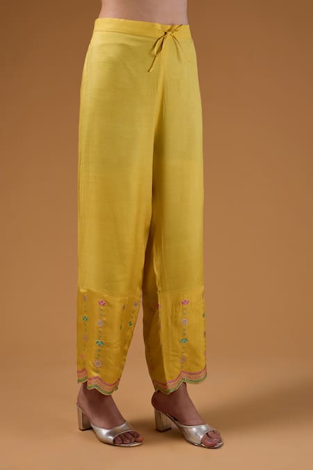 Shop I Am Design Yellow Silk V-neck Blossom Print Kurta Pant Set Online at Aza Fashions Shop_I Am Design_Yellow Silk V-neck Blossom Print Kurta Pant Set _Online_at_Aza_Fashions