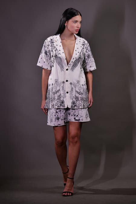 Rahul Singh Kantha & Aari Embroidered Shirt & Shorts Set 